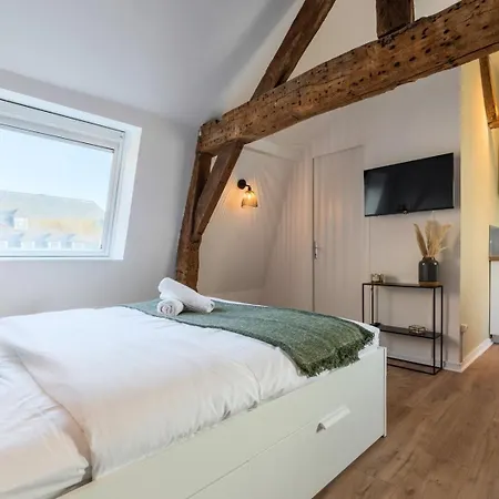 Apartamento Old - Equipped And Bright ! Lila